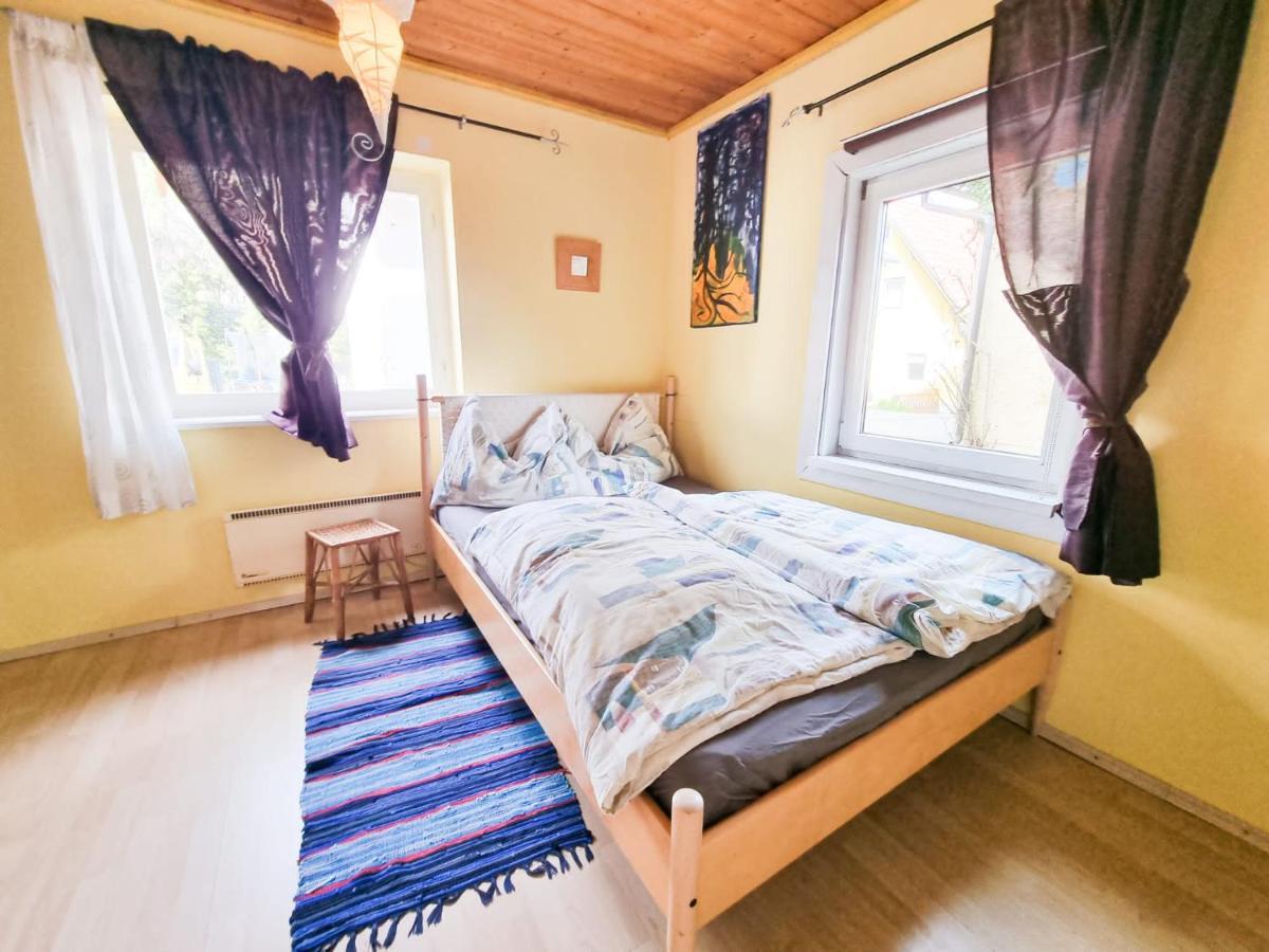 Ruhige Wohnung Mit Schoenem Eigengarten In Seeboden Am Millstaettersee 외부 사진